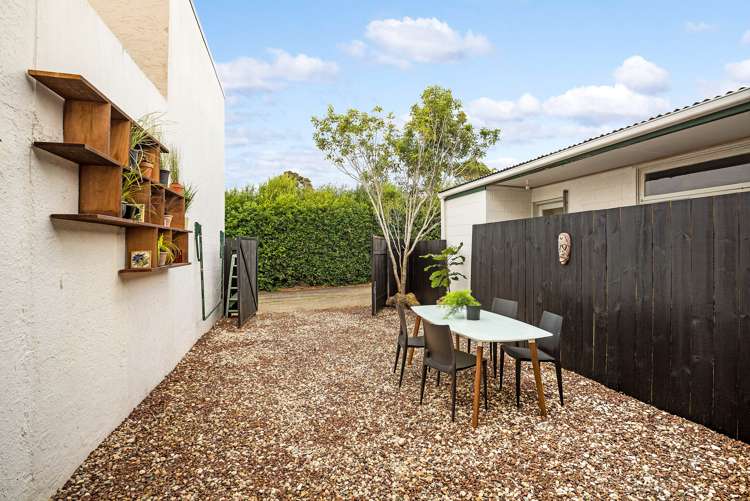 9 Tane Street New Lynn_13