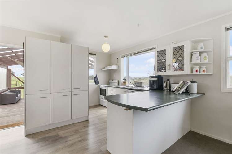 102 Taiapa Road Muriwai_7