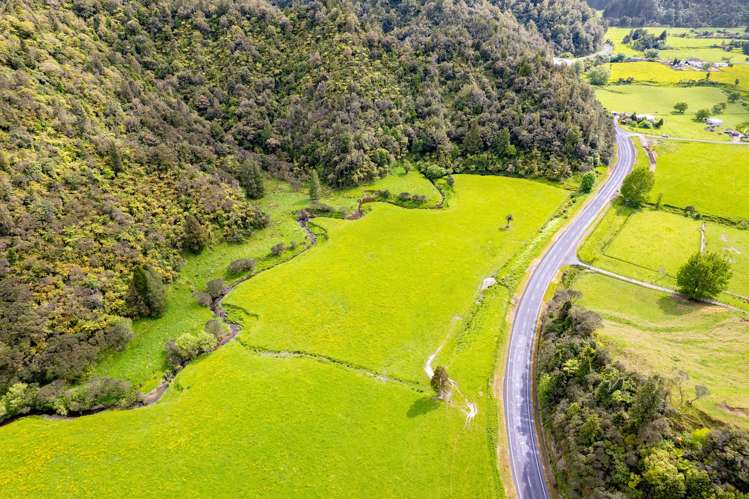 3133 Mokau Road Mokau_20