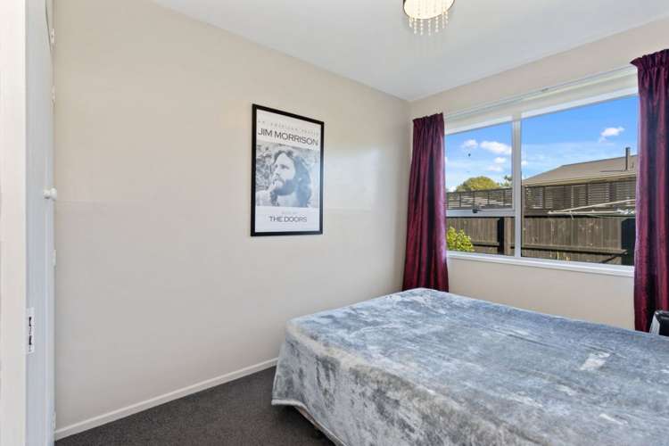 2/11 Peckham Lane Woolston_9