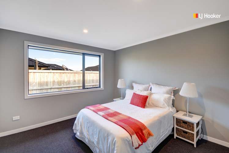 5 Kinloch Place Mosgiel_12