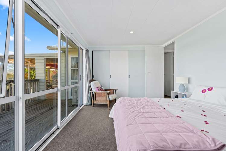 10 Oxford Street Whakapirau_11