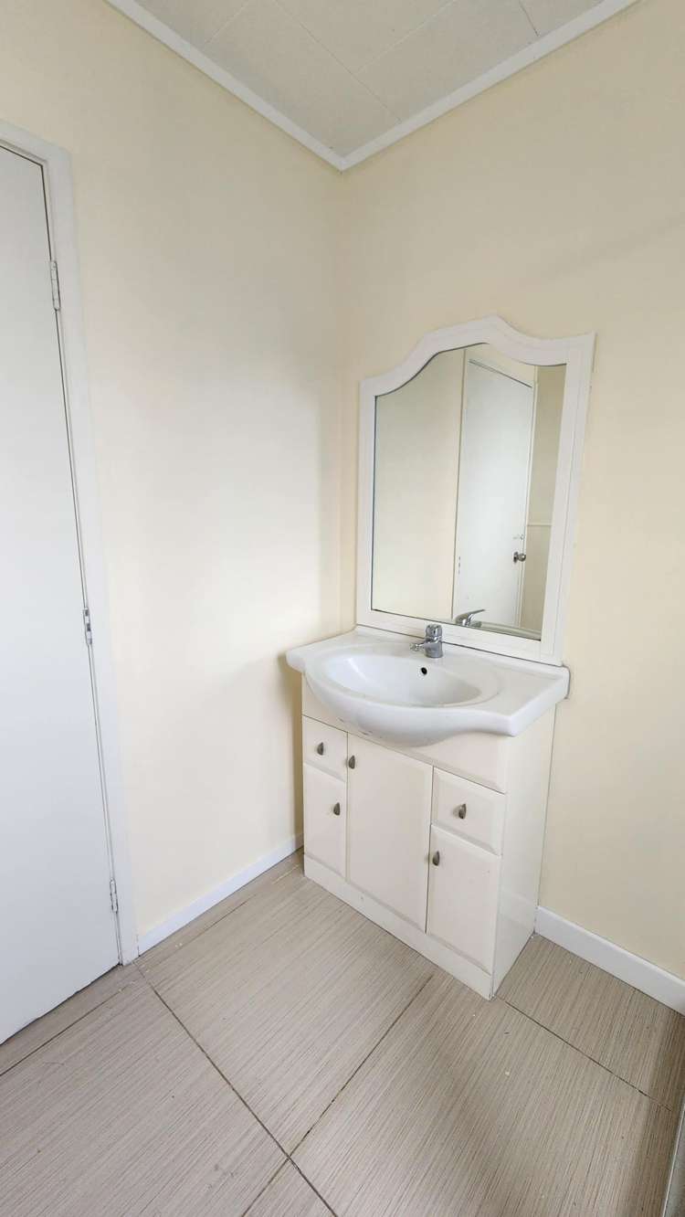 75 John Walker Drive Manurewa_10