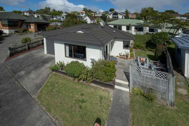 2/32 Charlotte Street Stanmore Bay_2