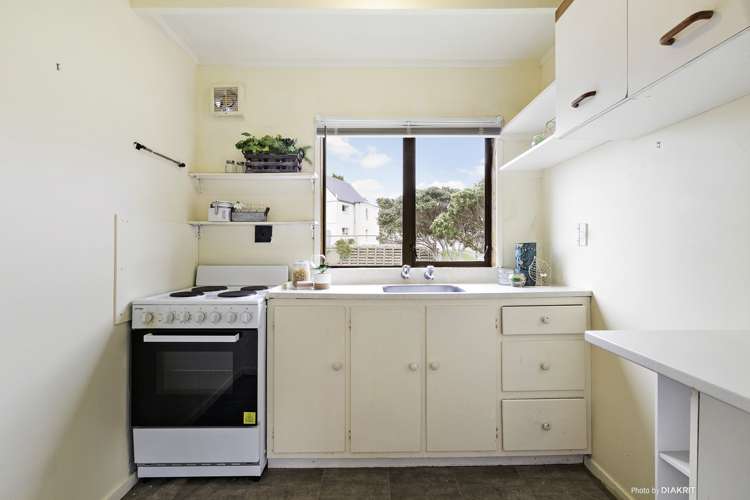 132 Akaroa Drive Maupuia_5