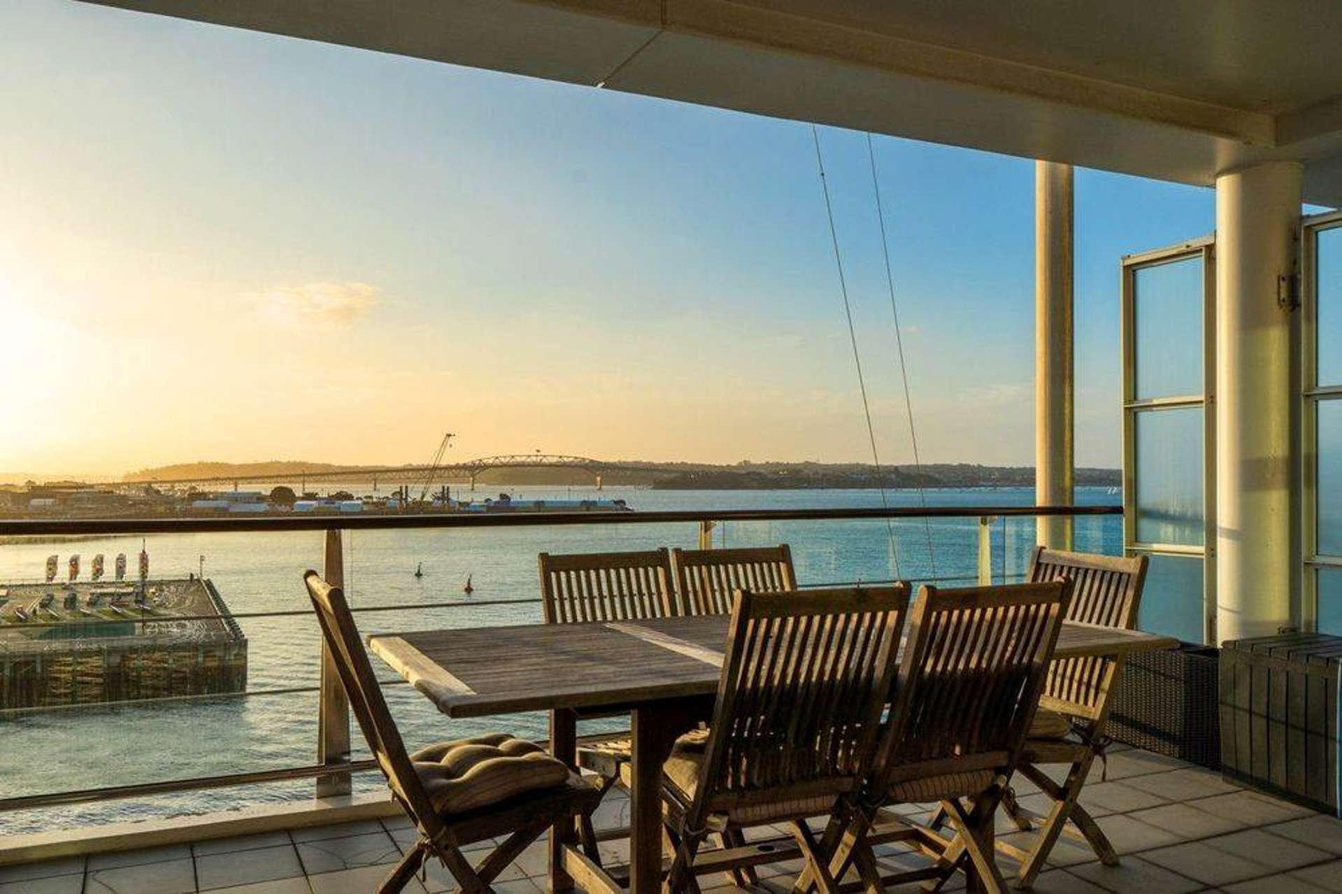 64/145 Quay Street City Centre_0