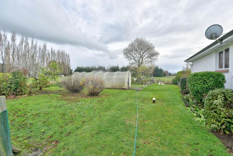 43 Charlton Siding Road Gore Surrounds_20