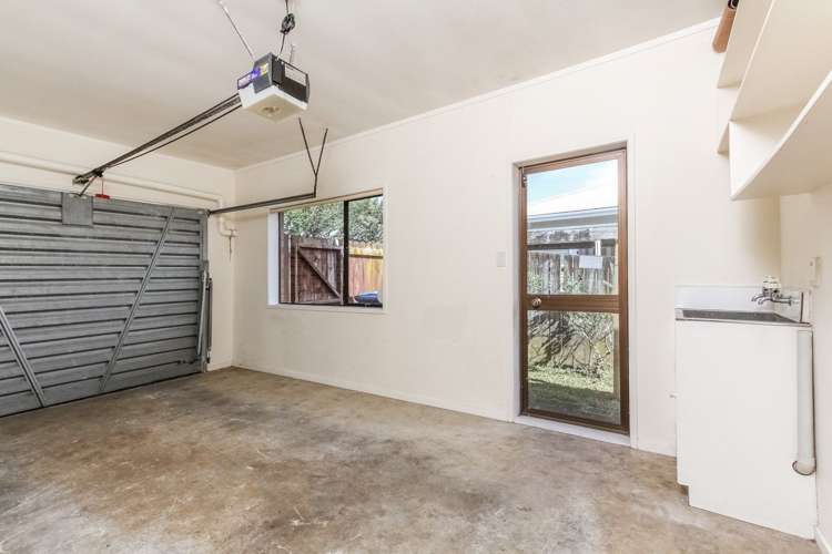 1 James Preston Avenue Mount Roskill_10