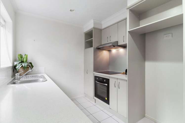 14/13 Kaihu Street Northcote_4