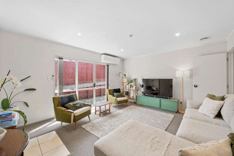 20 Ksenia Drive Flat Bush_2