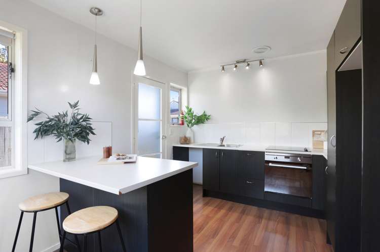 1/83 Glendale Road Glen Eden_4