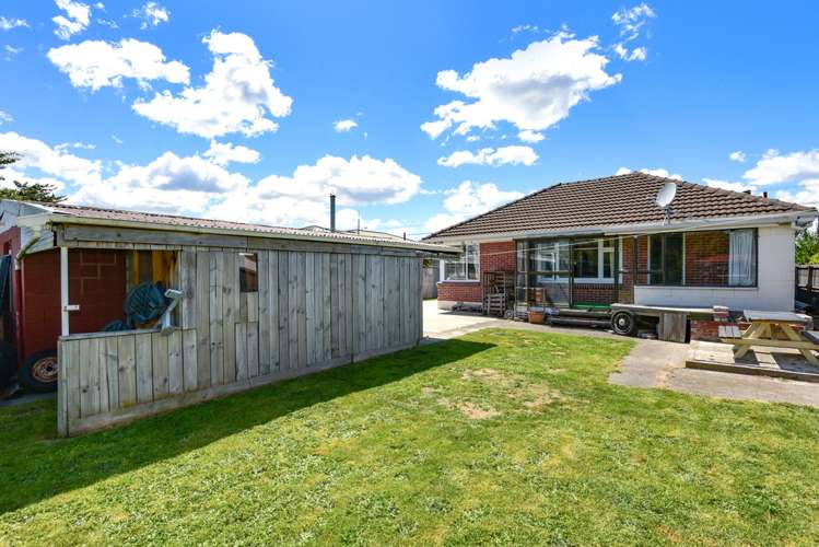 150 Springs Road Hornby_13