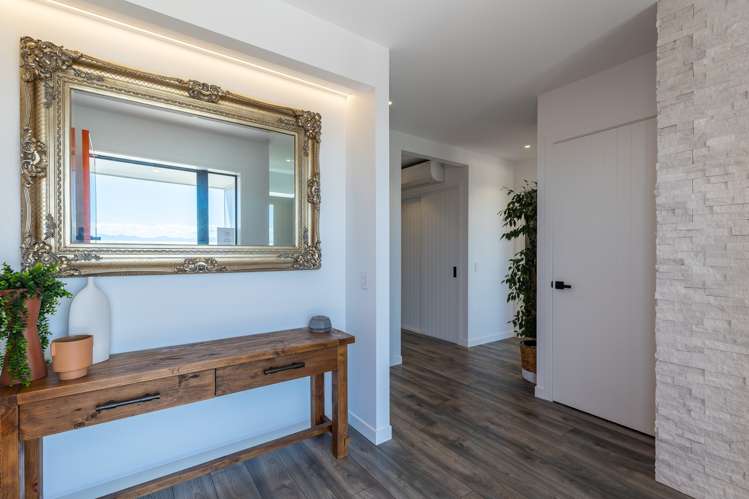 46 Bisley Avenue Moana_16