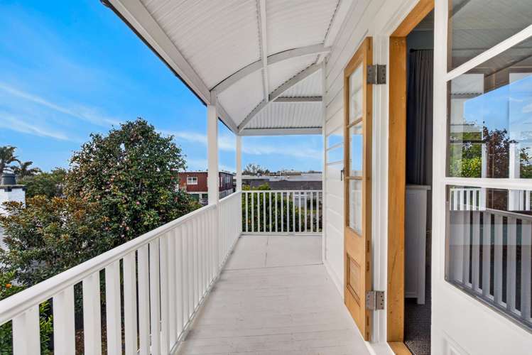 302 Lyndon Road West Hastings_14
