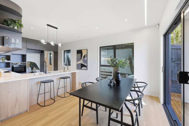 54A Bruce Road Glenfield_4