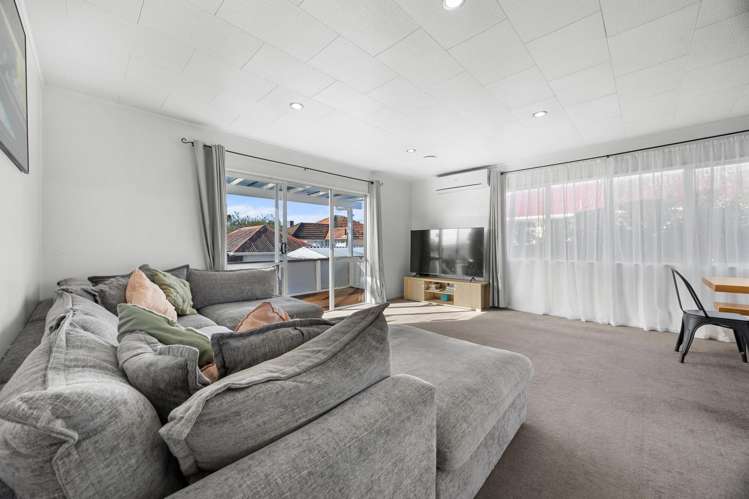 2/36 Miro Street New Lynn North_13