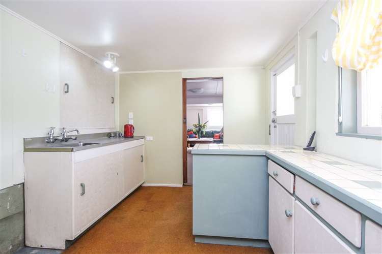 78 Pleasant Road Glen Eden_18