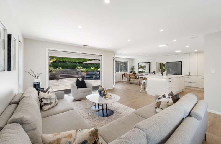 100 Beach Road Mellons Bay_6