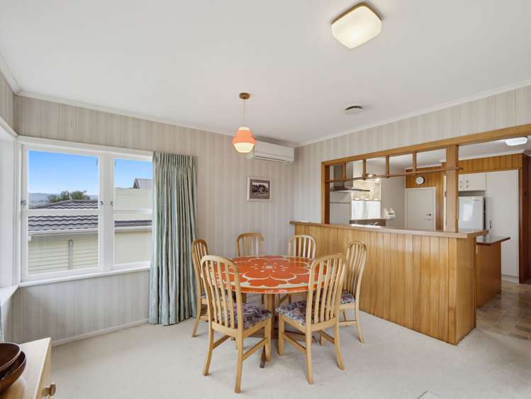 2 Grendon Road Titirangi_10