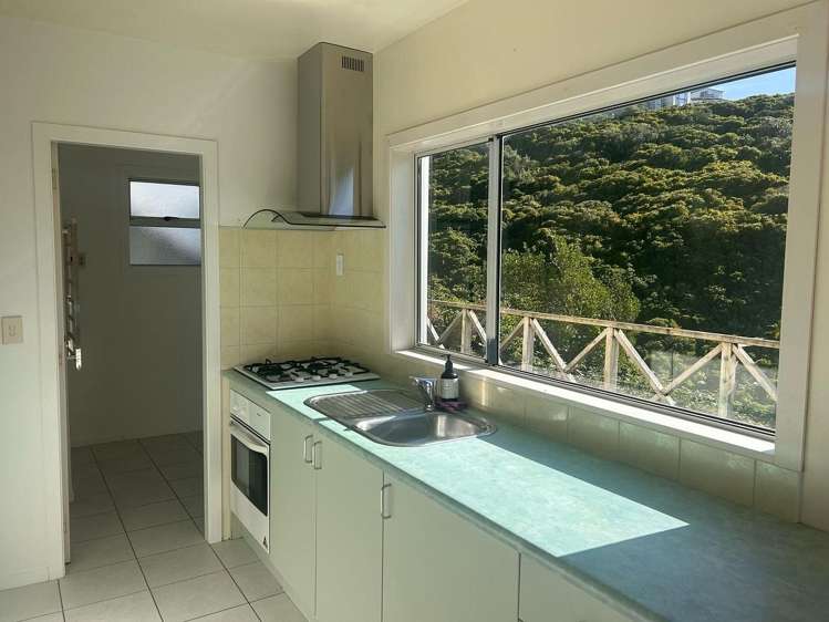 90B Karepa Street Brooklyn_5