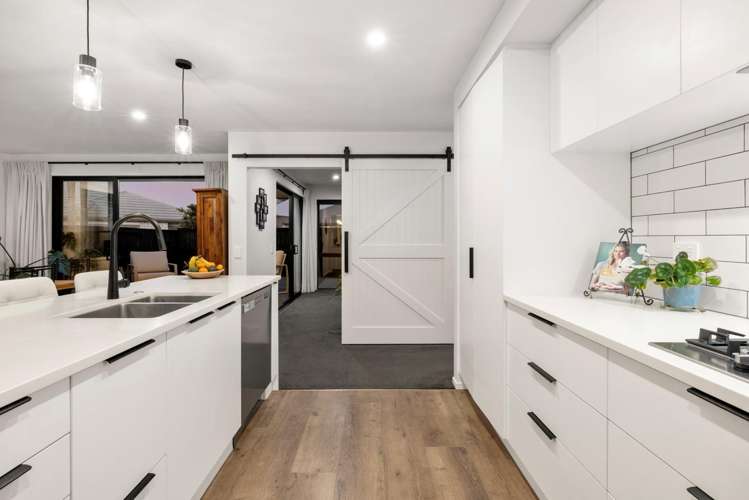 215 The Boulevard Papamoa_11