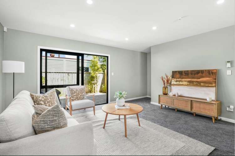 8/15 Brook Street Waiwhetu_7