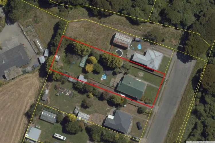 4 Erskine Street Tuatapere_21