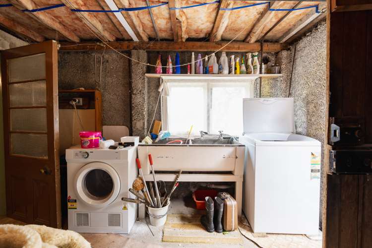 36 Barr Street Kenmure_19