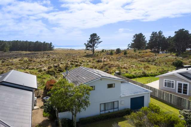 14 Puketauhinu Place Porangahau_1