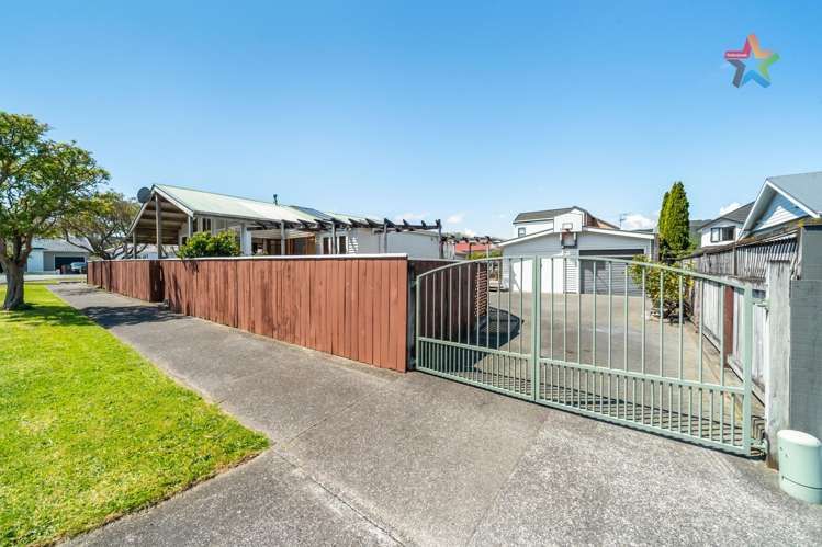 52 Epuni Street Central Hutt_19