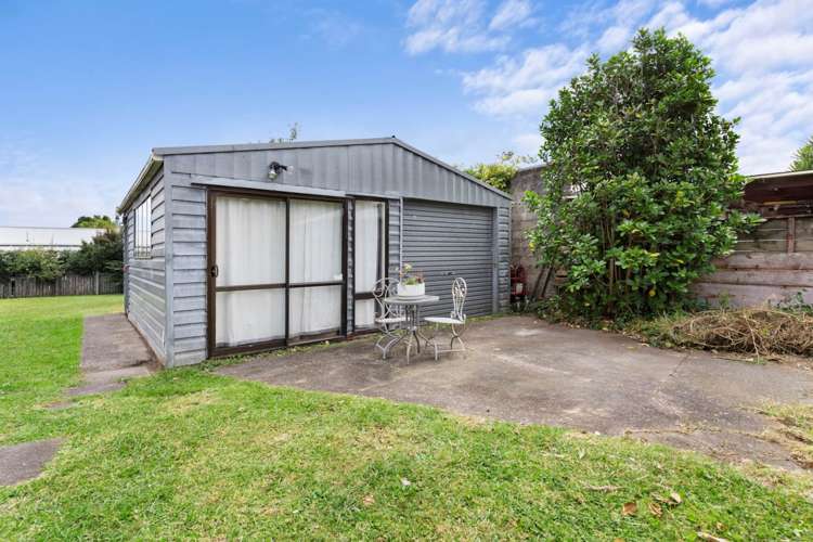 5 Simpson Road Ranui_22