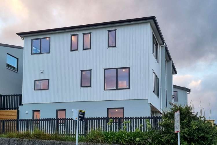 18/929-933 East Coast Road Torbay_20