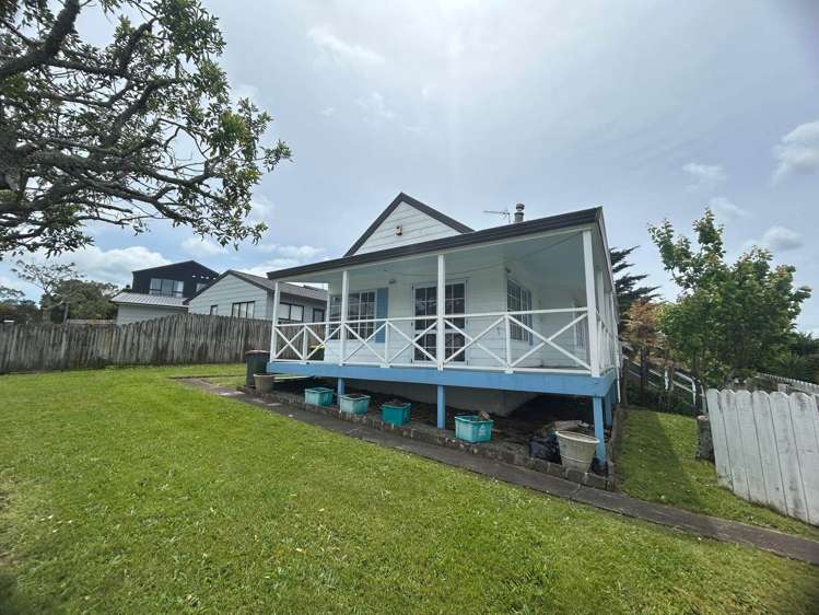 12 Coubray Place Botany Downs_18