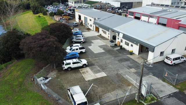 2/65 Firth Street Drury_4