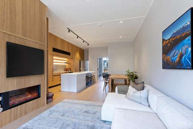 24/2 McKinlay Lane Jacks Point_3