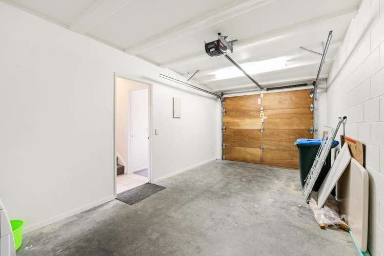 10/8 McKerrow Place Fernhill_22