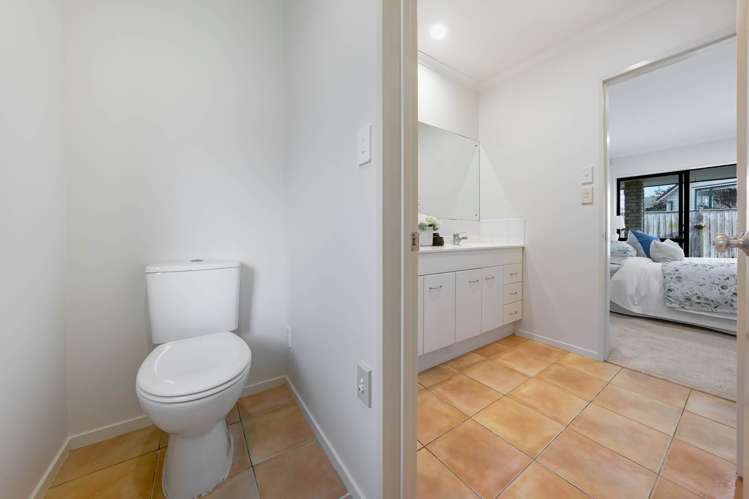 3 Cricklade Terrace Windsor Park_13