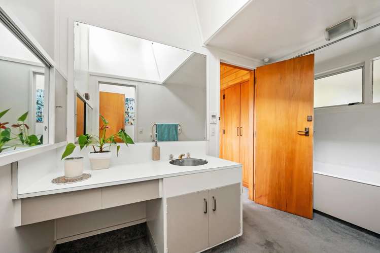 79 Nicholson Road Khandallah_11