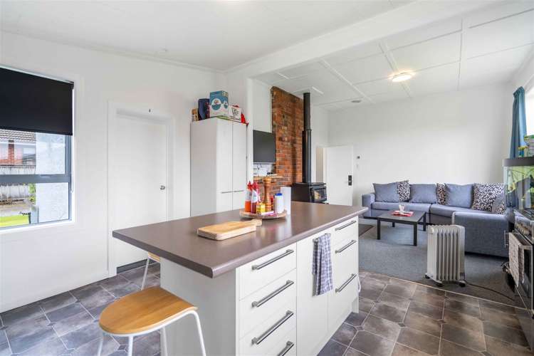 46 Lowe Street Avenal_2