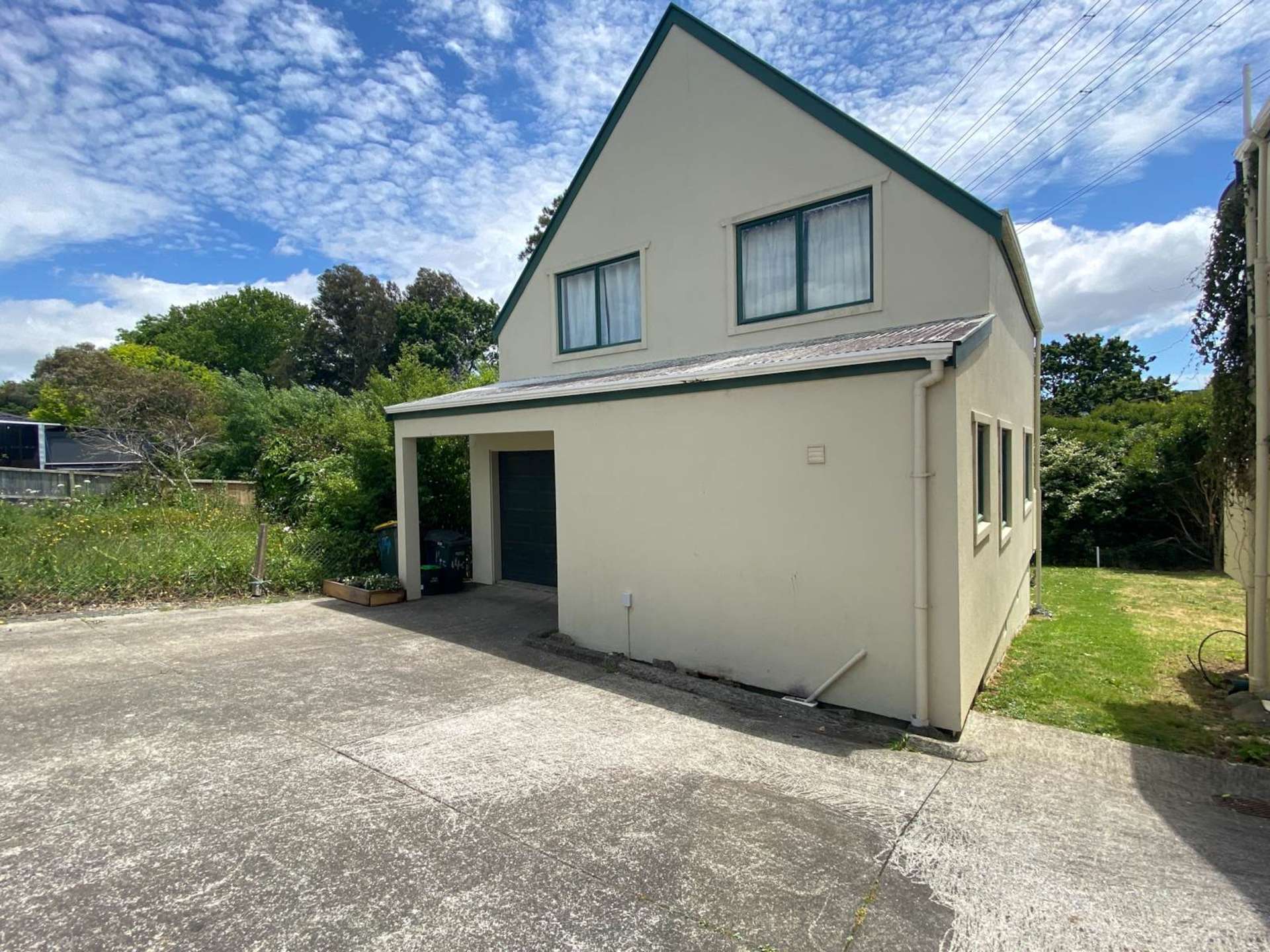 2/14 Staines Avenue Mangere East_0