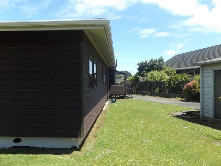 2 Melody Place Marton_18