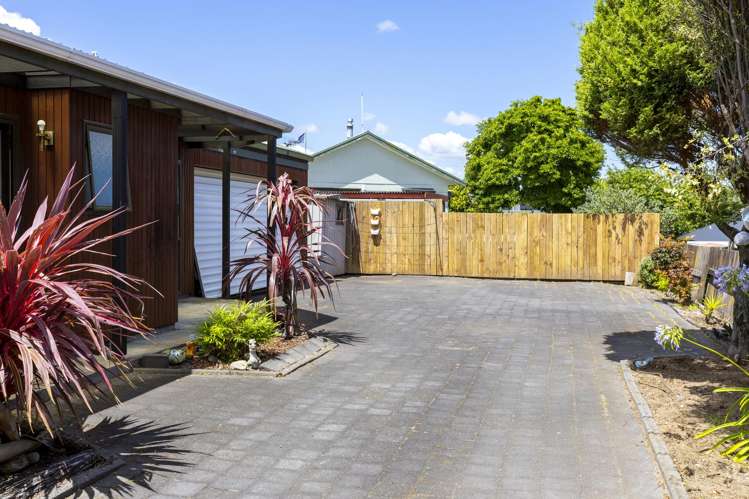 85 Rifle Range Road Central_22