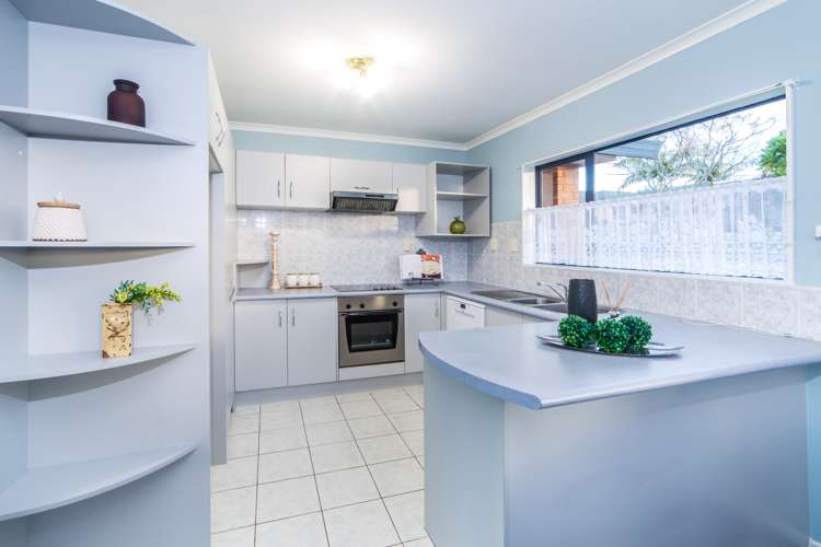 21 Brittany Drive Henderson_6