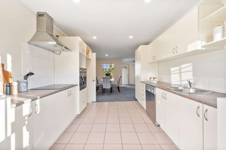 28 Ginders Drive Massey_7