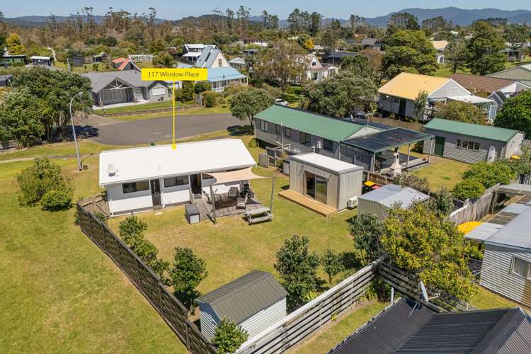 117 Winslow Place Matarangi_26