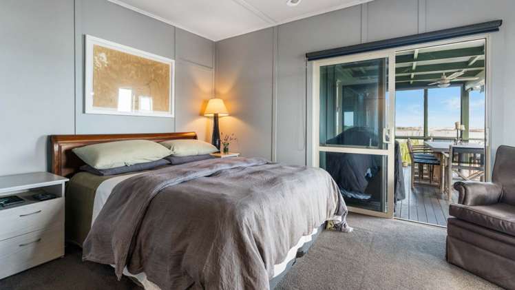 40 Tuakau Bridge-Port Waikato Road Port Waikato_16