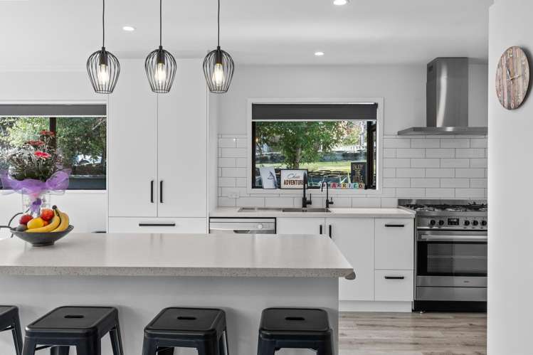 79 Kinmont Crescent_2