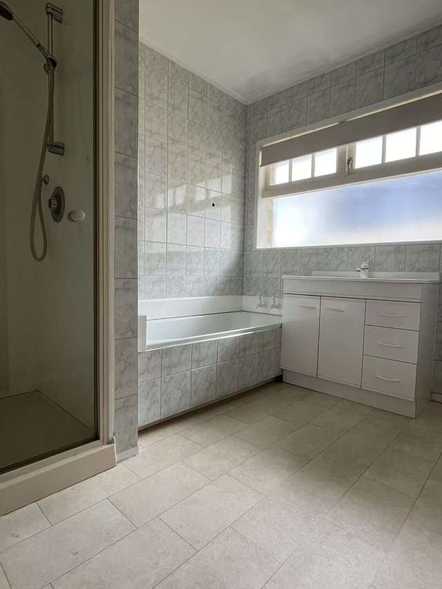 5 Maroubra Place Botany Downs_4