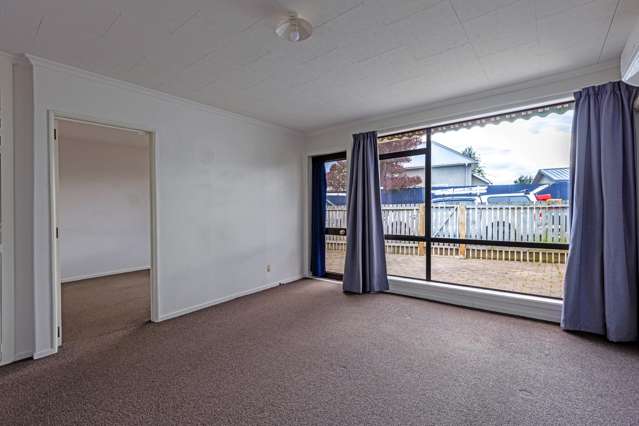 2/53 Grenville Street Waltham_3