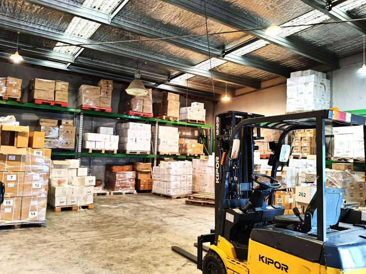 Unit 2/3 Brick Street Henderson_2